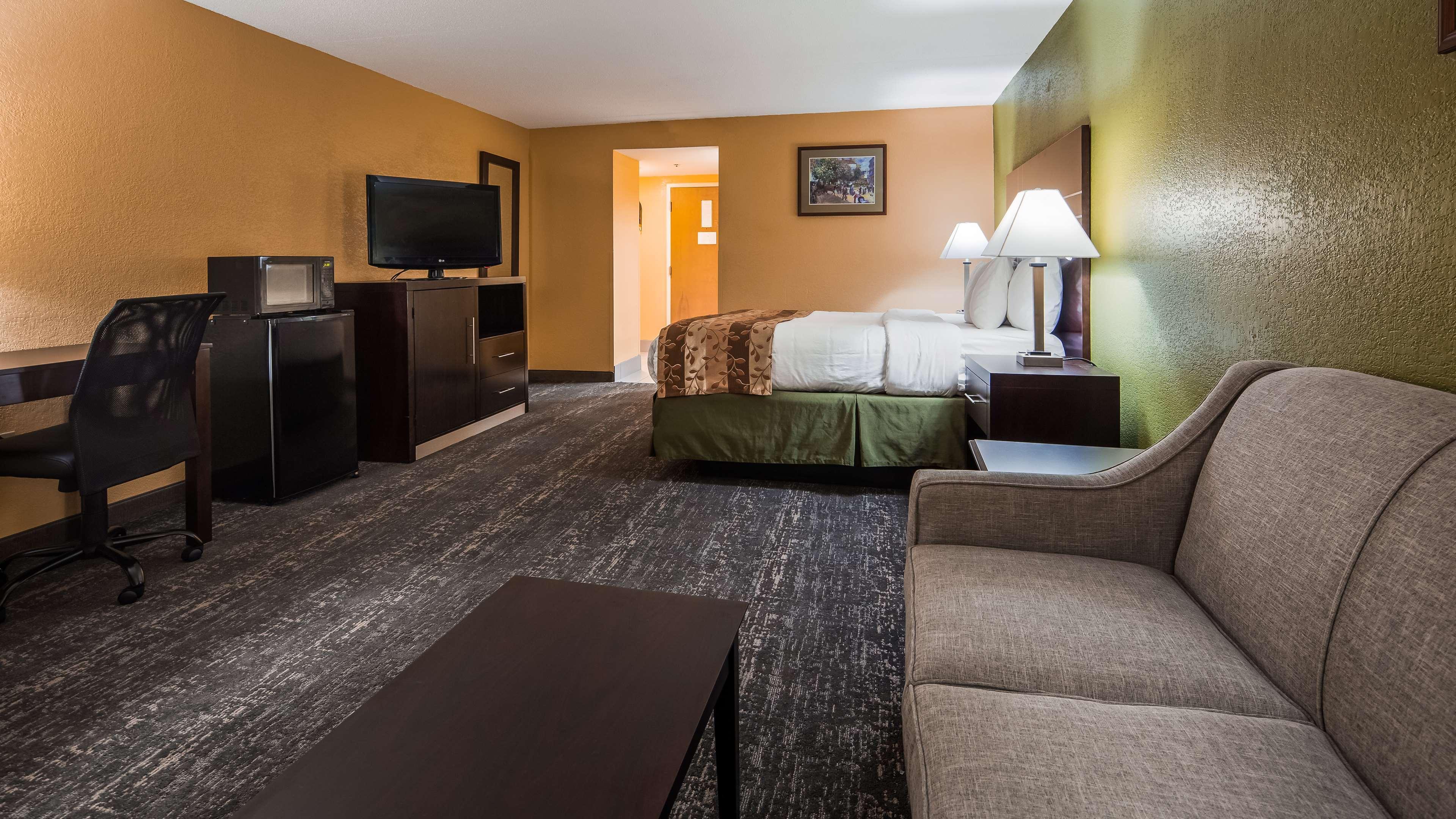 Best Western Luxbury Inn Форт Уэйн Экстерьер фото