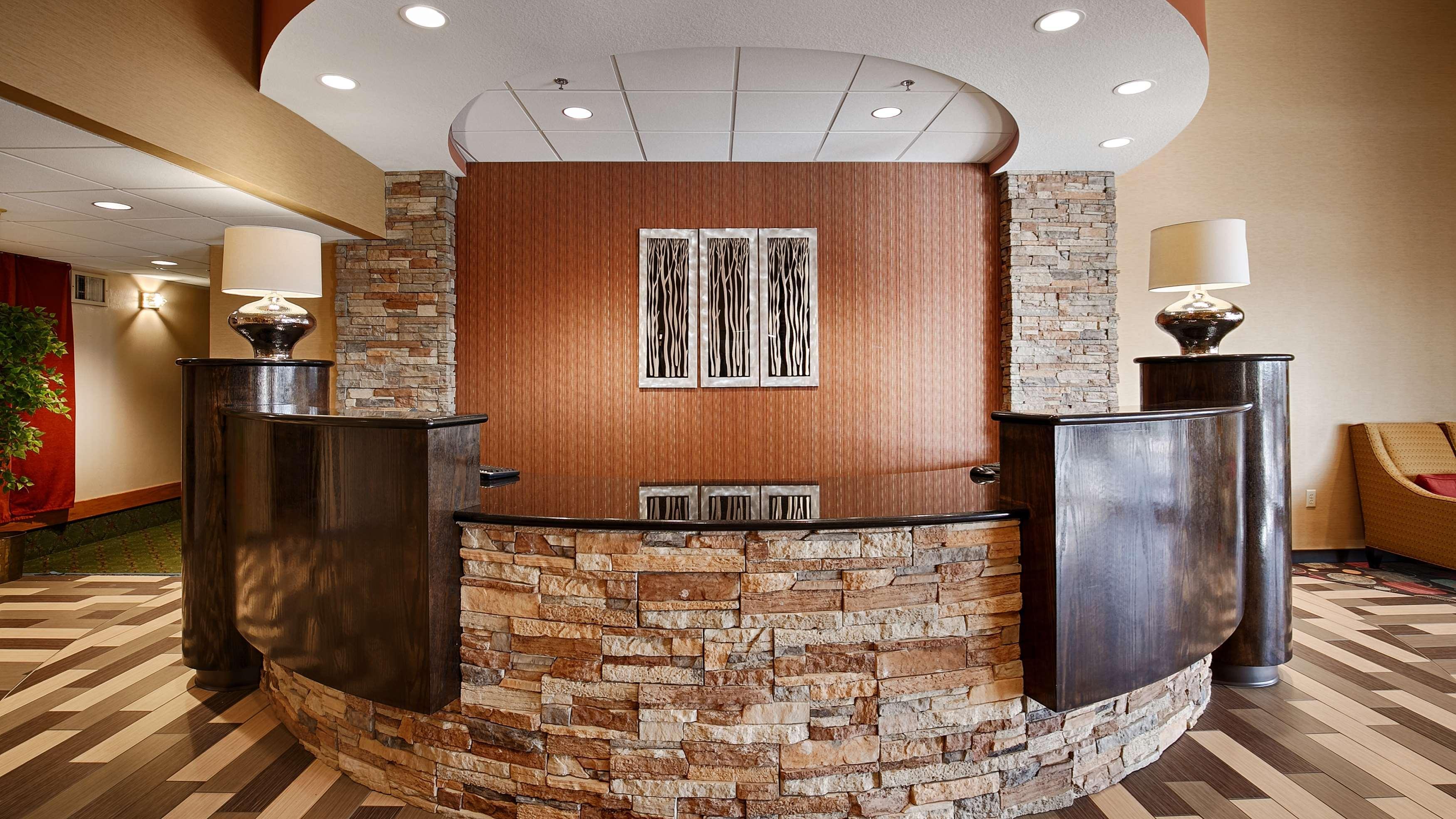 Best Western Luxbury Inn Форт Уэйн Экстерьер фото