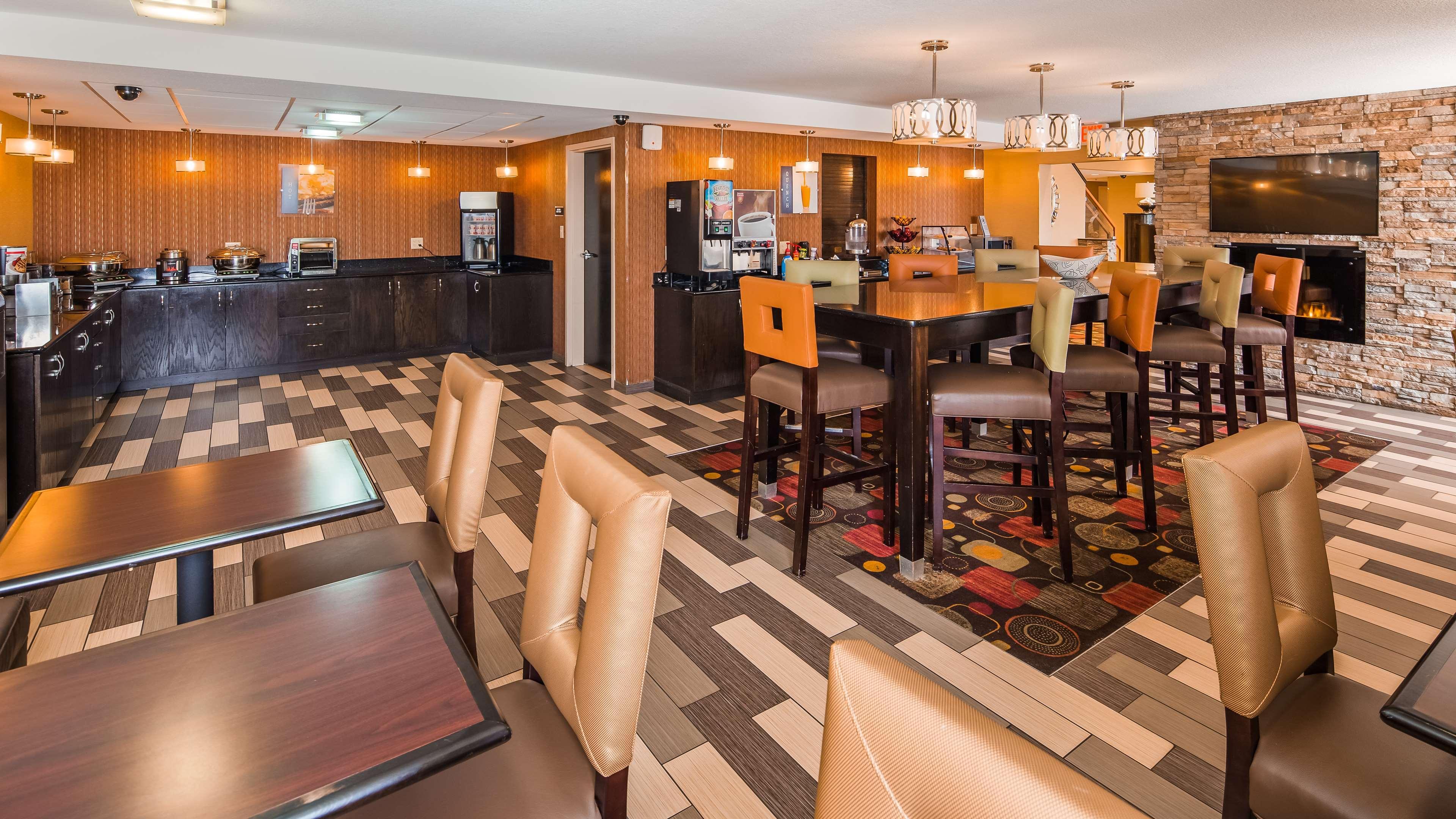 Best Western Luxbury Inn Форт Уэйн Экстерьер фото