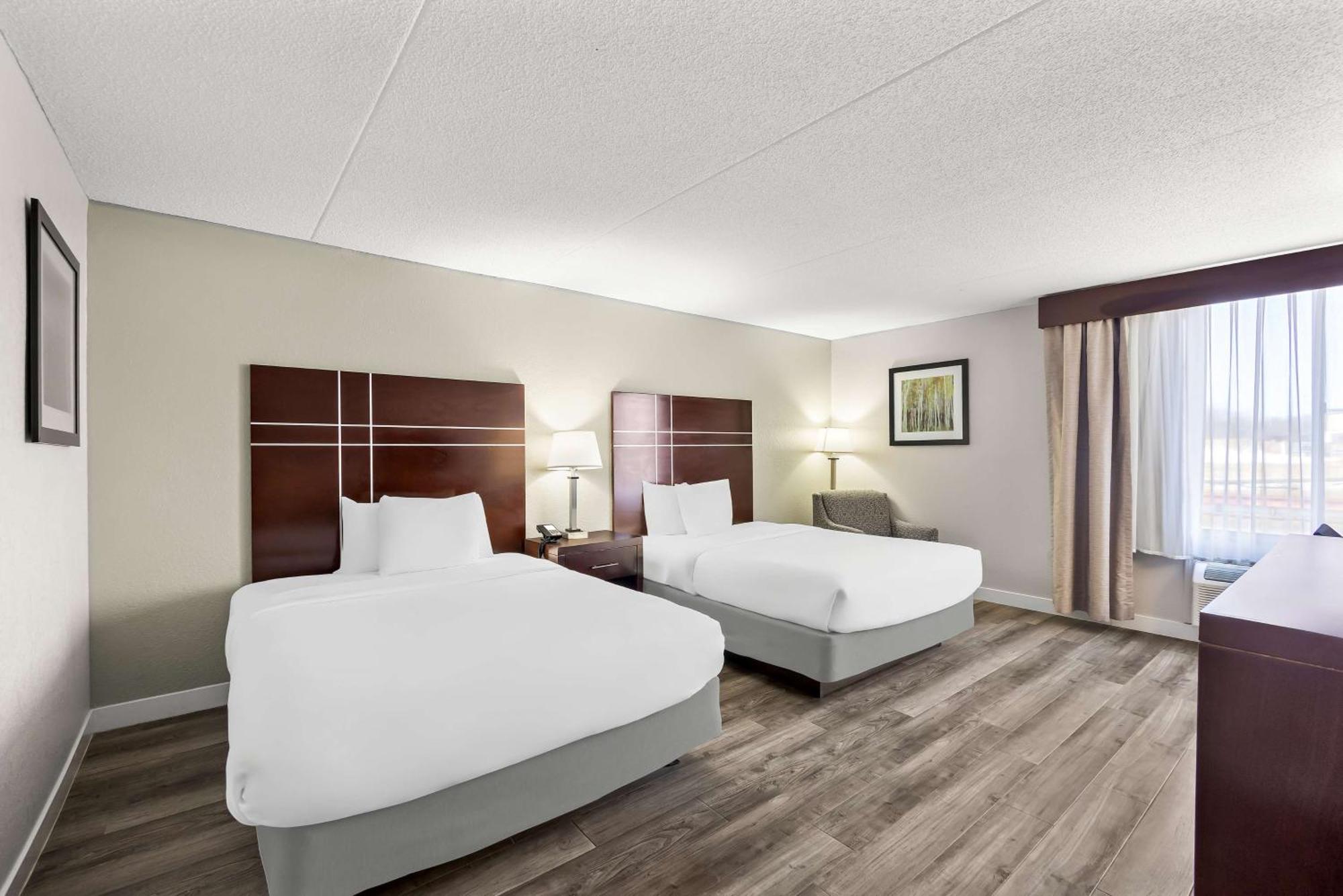 Best Western Luxbury Inn Форт Уэйн Экстерьер фото