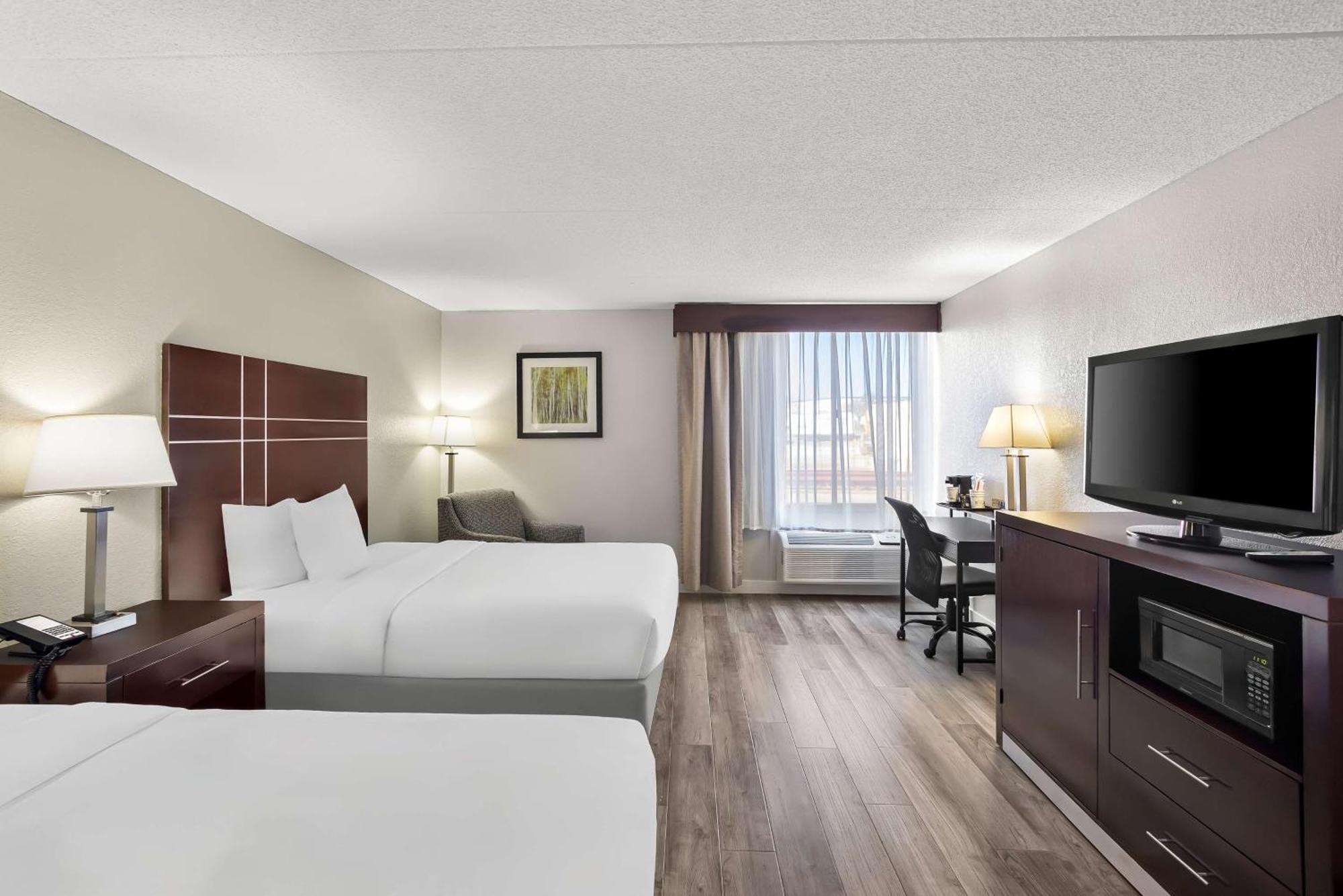 Best Western Luxbury Inn Форт Уэйн Экстерьер фото