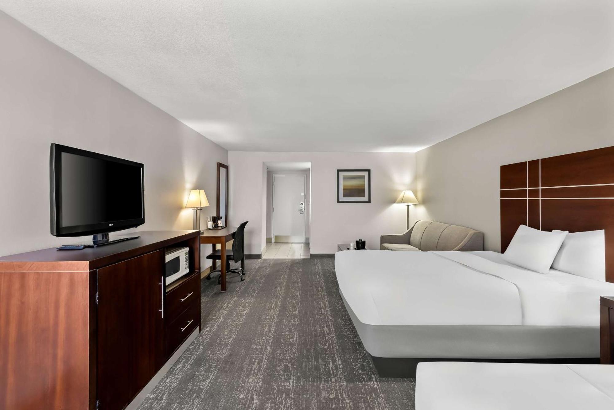 Best Western Luxbury Inn Форт Уэйн Экстерьер фото
