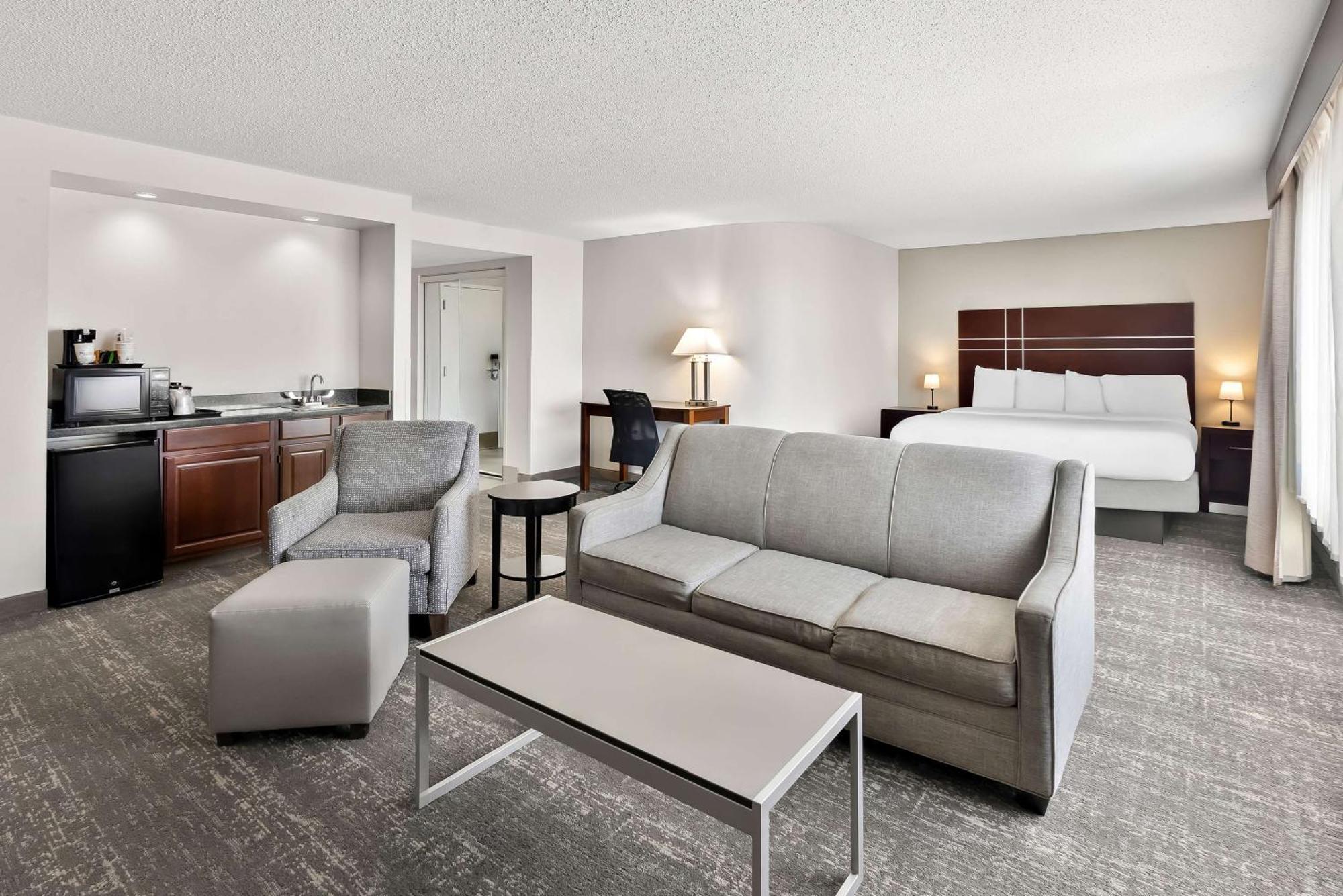 Best Western Luxbury Inn Форт Уэйн Экстерьер фото